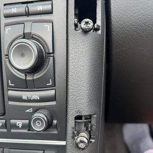 DTS GAPDELETE - Zaślepki po uchwycie telefonu | Audi A4 B6/B7 - obrazek 4