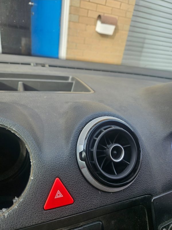 DTS VENT-SWAP – Adaptery nawiewów A3 8V → Caddy 2K - obrazek 2