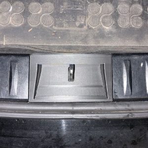 Osłona zamka klapy tylnej – BMW Seria 3 E91 Touring (2005–2012) - obrazek 4