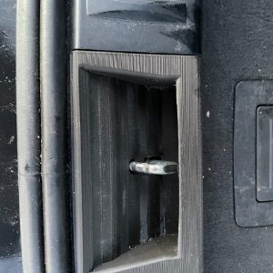 Osłona zamka klapy tylnej – BMW Seria 3 E91 Touring (2005–2012) - obrazek 2