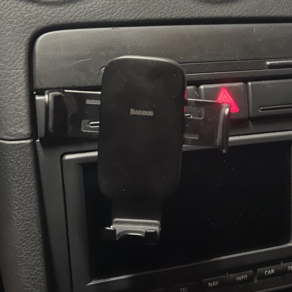 DTS PHONELOCK-MINI – Adapter na kulkę 17 mm z zaślepki nad radiem | Seat Exeo / Audi A4 Cabrio B6/B7