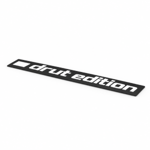 Plakietka DRUT EDITION 130 mm – widok pod kątem